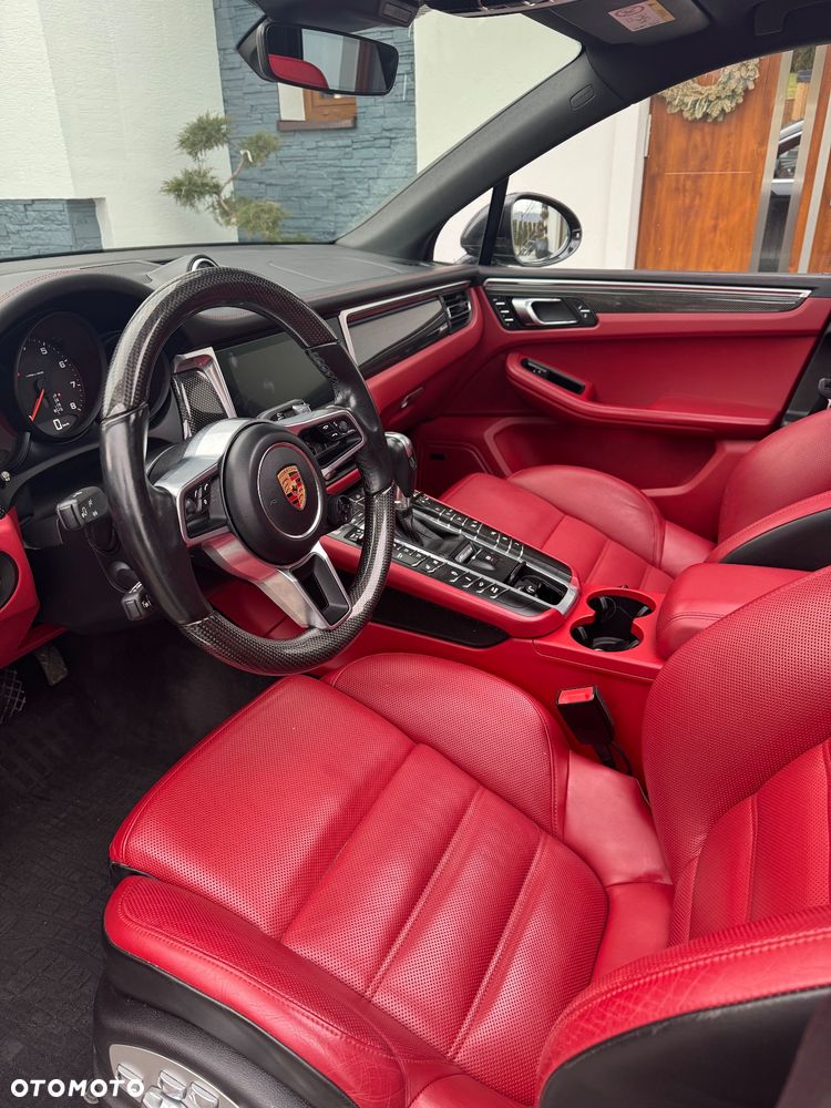 Porsche Macan Standard - 4