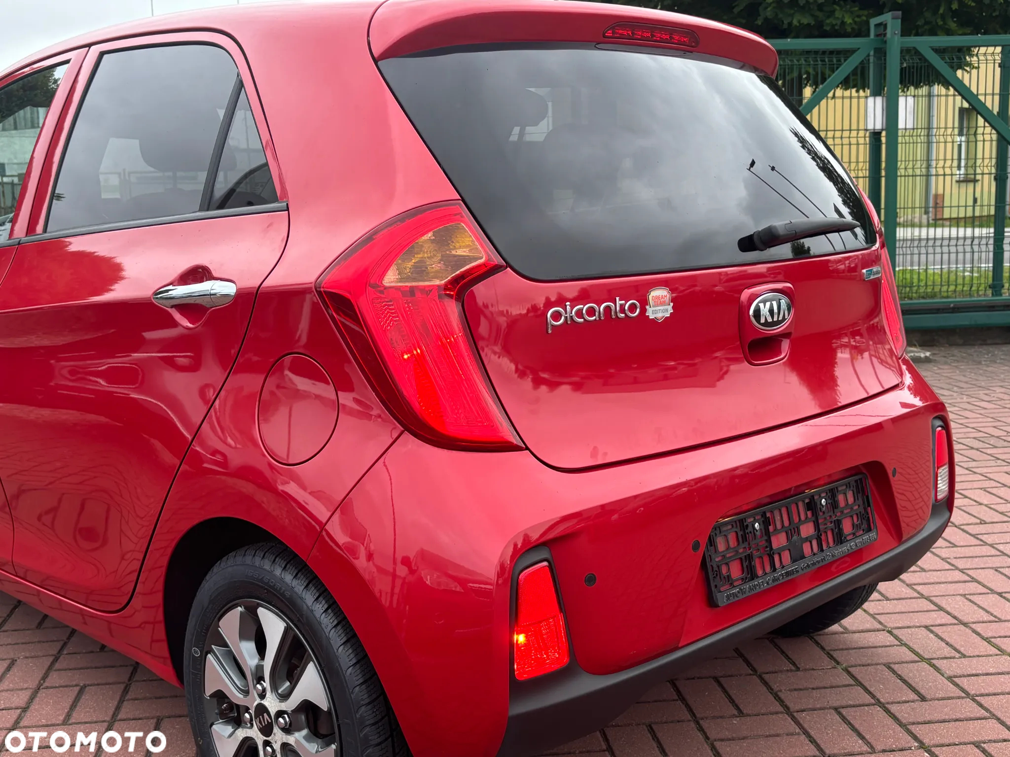 Kia Picanto - 8
