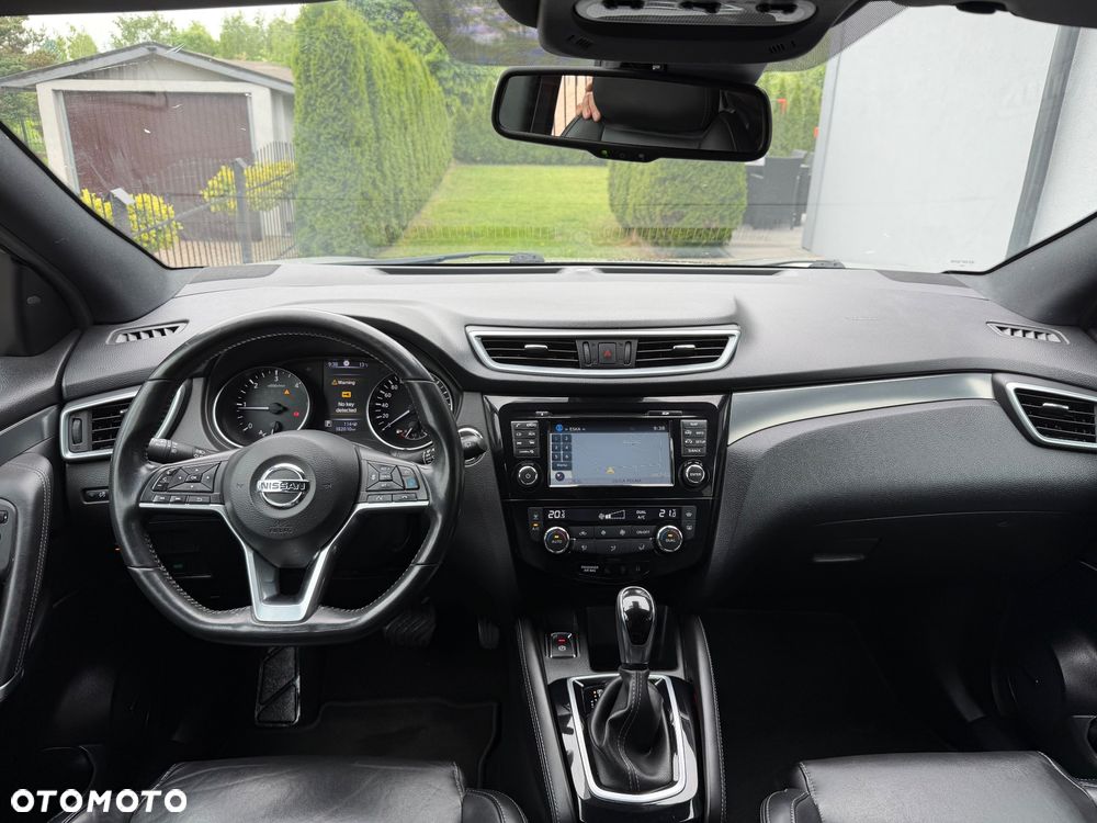Nissan Qashqai 1.6 dCi Xtronic TEKNA+ - 8