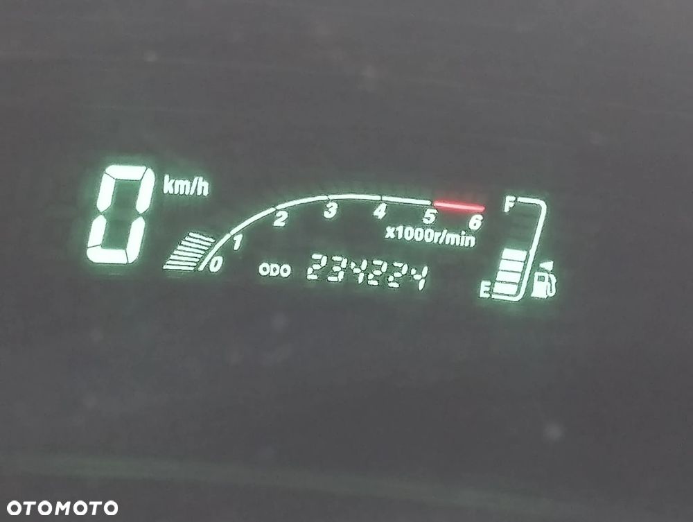 Toyota Yaris 1.4 D-4D Base - 7