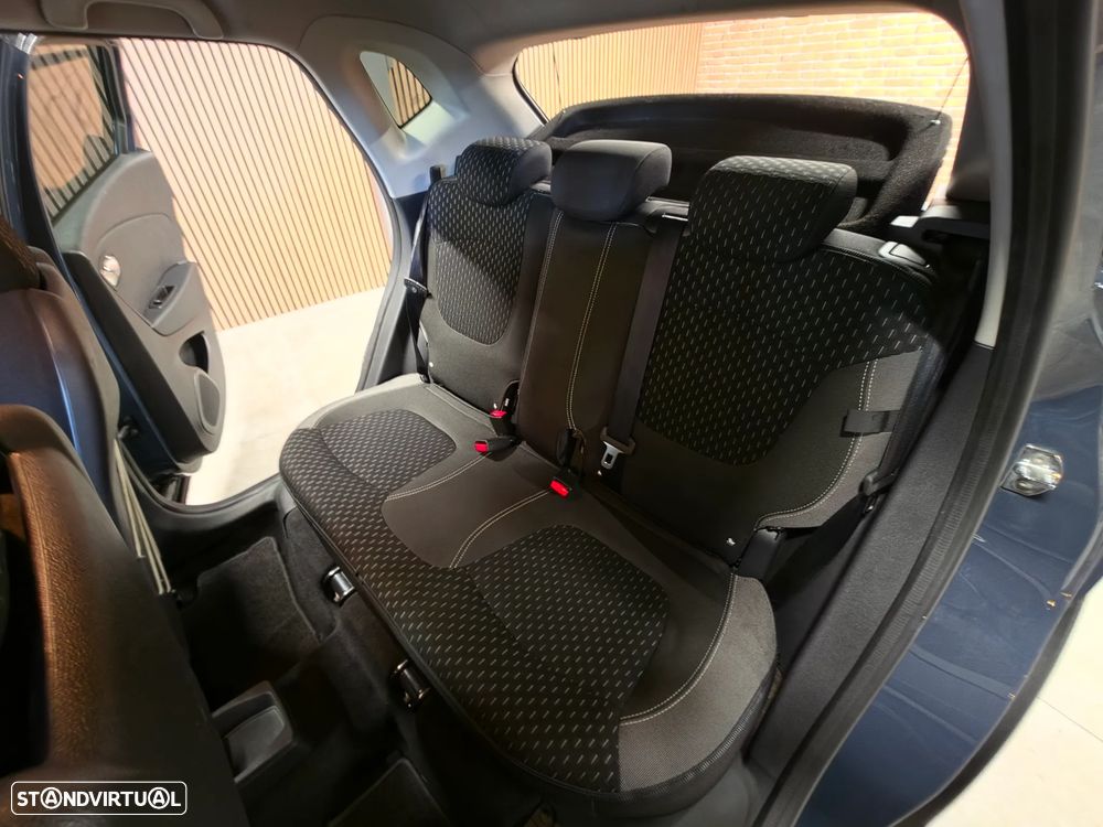 Renault Captur 1.5 dCi Exclusive - 25
