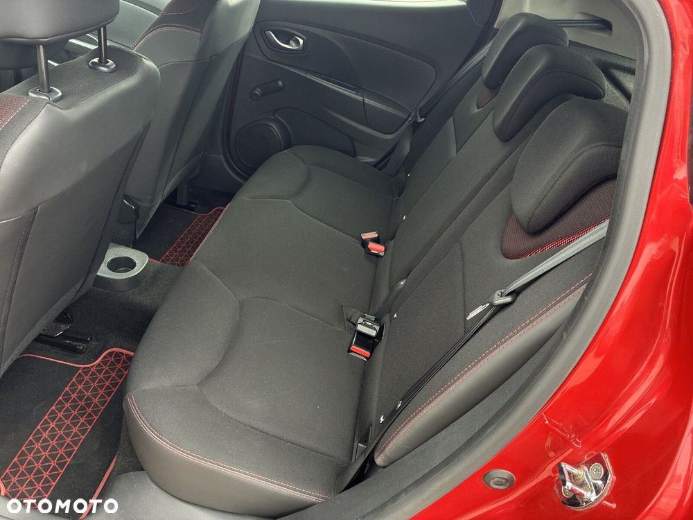 Renault Clio - 15