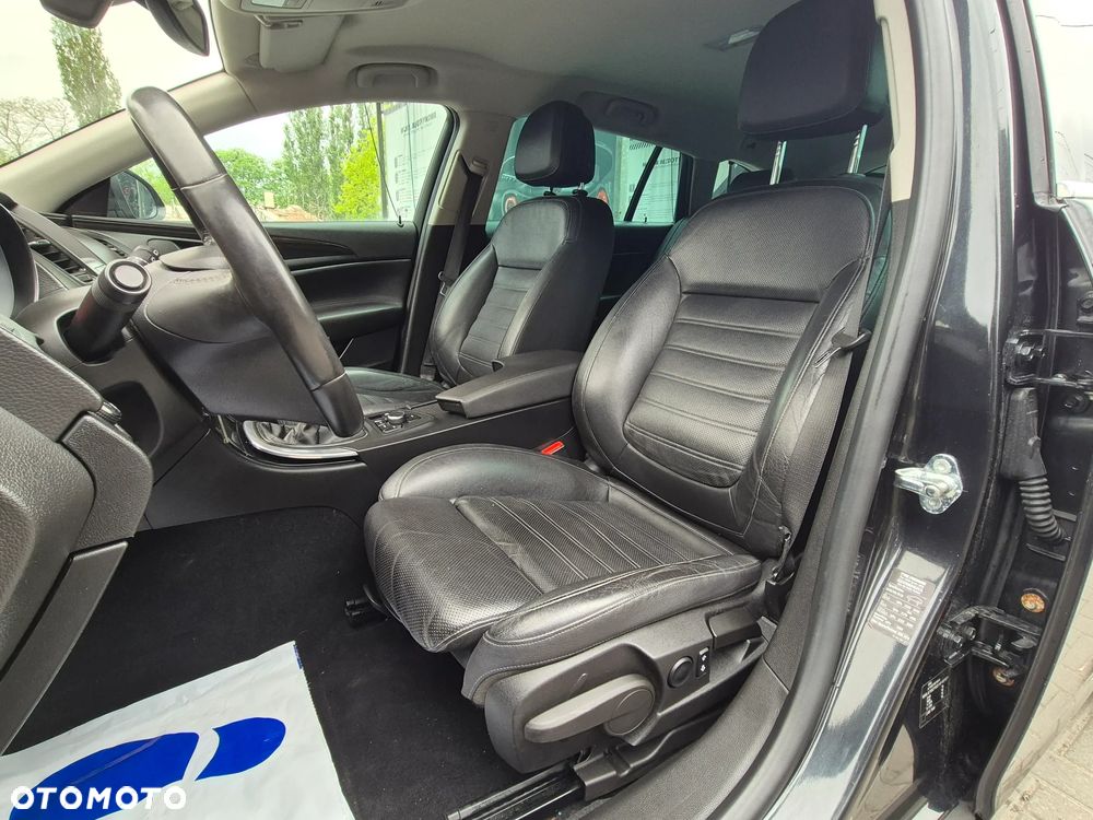Opel Insignia 1.4 T Cosmo S&S - 25