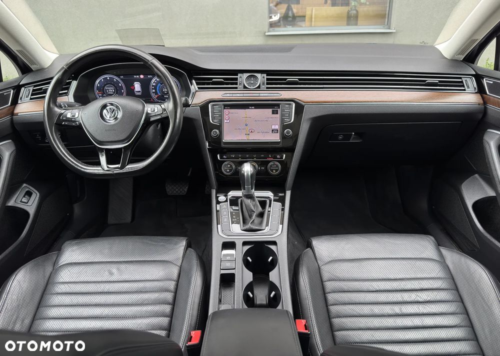 Volkswagen Passat 2.0 TSI (BlueMotion Technology) DSG Highline - 32