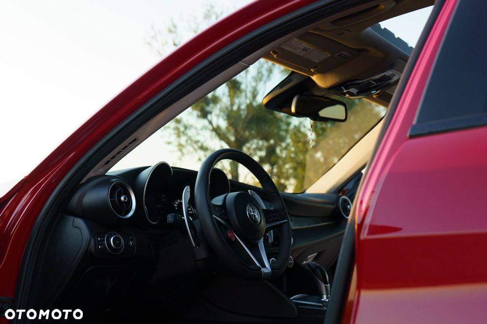 Alfa Romeo Giulia 2.0 Turbo Veloce Q4 - 26