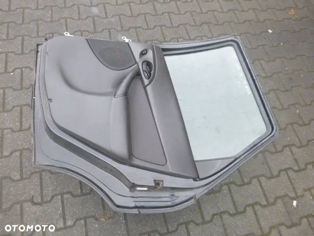 DRZWI PRAWY TYŁ PRAWE TYLNE KOMPLETNE FORD FOCUS MK1 KOMBI KOLOR F8 - 11