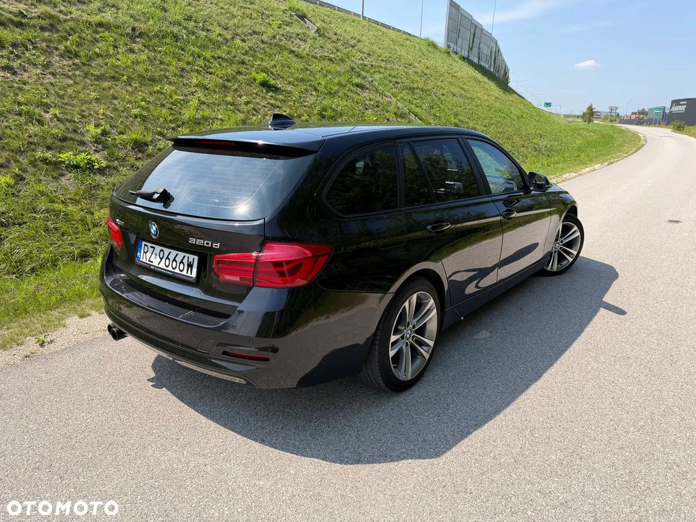 BMW Seria 3 320d xDrive Sport Line - 14