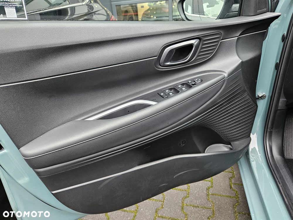Hyundai i20 1.0 T-GDi Smart DCT - 17