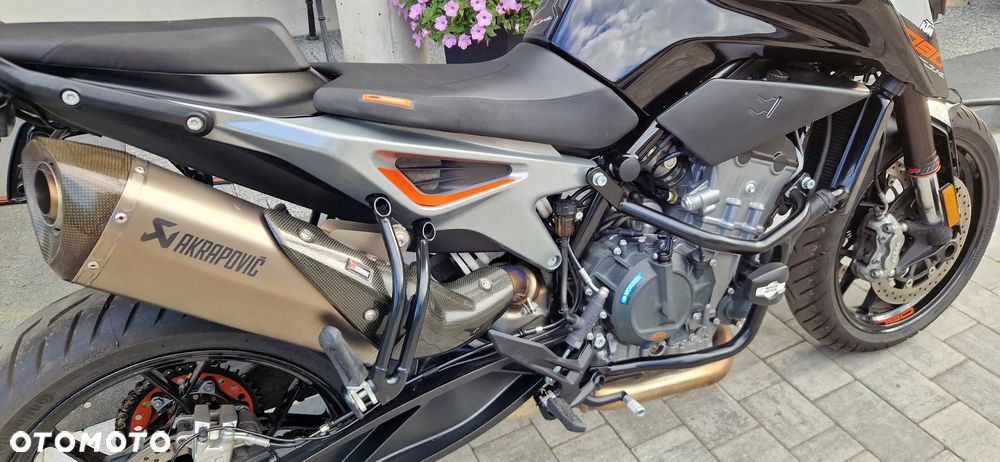 KTM Duke 790 - 8