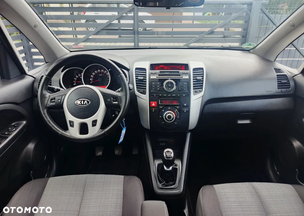 Kia Venga 1.6 CRDi 128 Business Line - 24