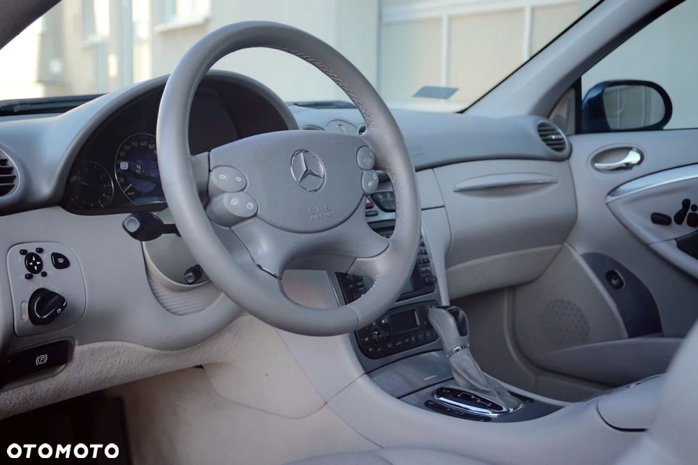 Mercedes-Benz CLK 500 Avantgarde - 16