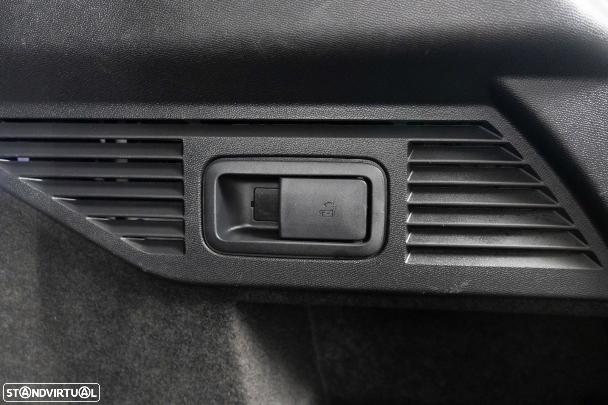Citroën C5 X 1.2 PureTech Shine EAT8 - 13
