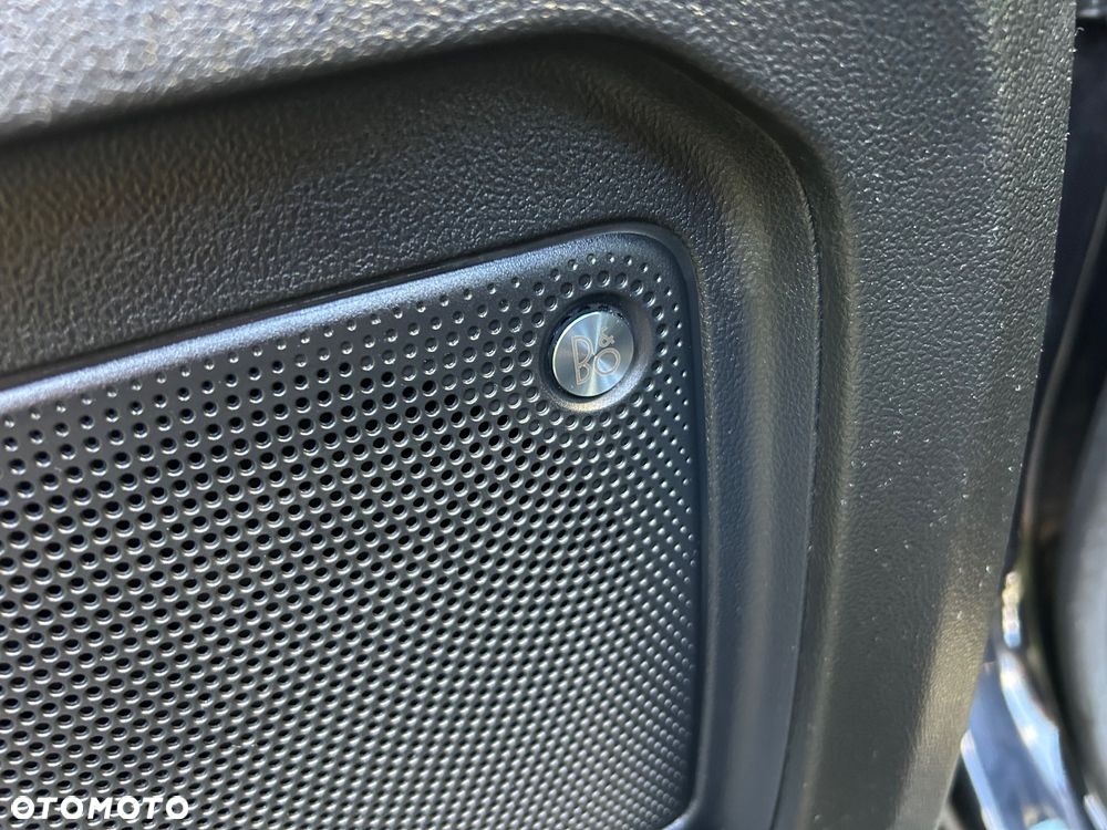 Ford Kuga 2.0 EcoBlue 4x4 ST-LINE X - 14