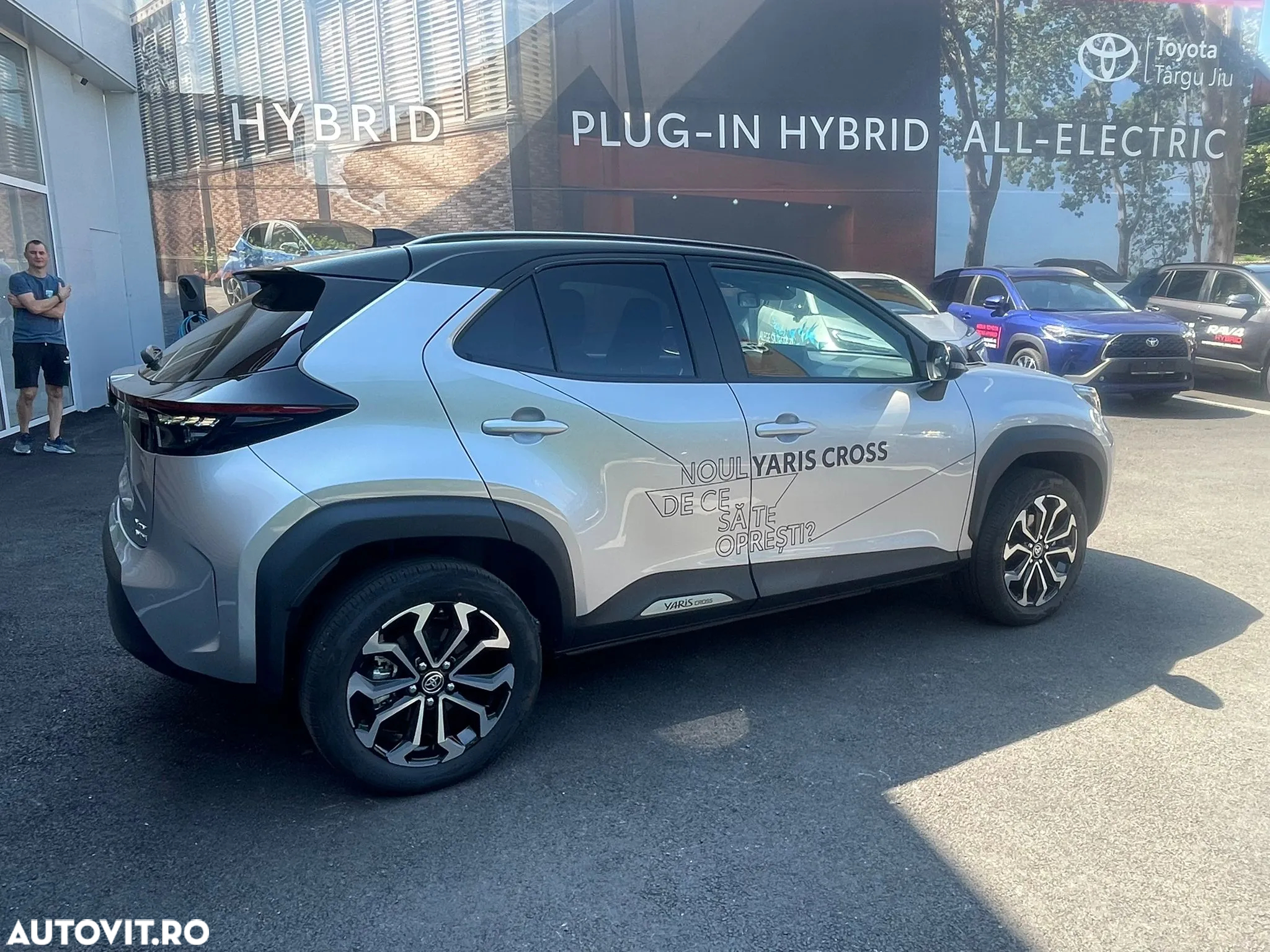 Toyota Yaris Cross 1.5 VVT-i HSD 4x4 Dynamic - 6