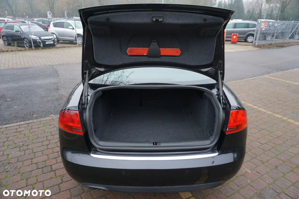 Audi A4 Limousine 2.0 TDI - 5