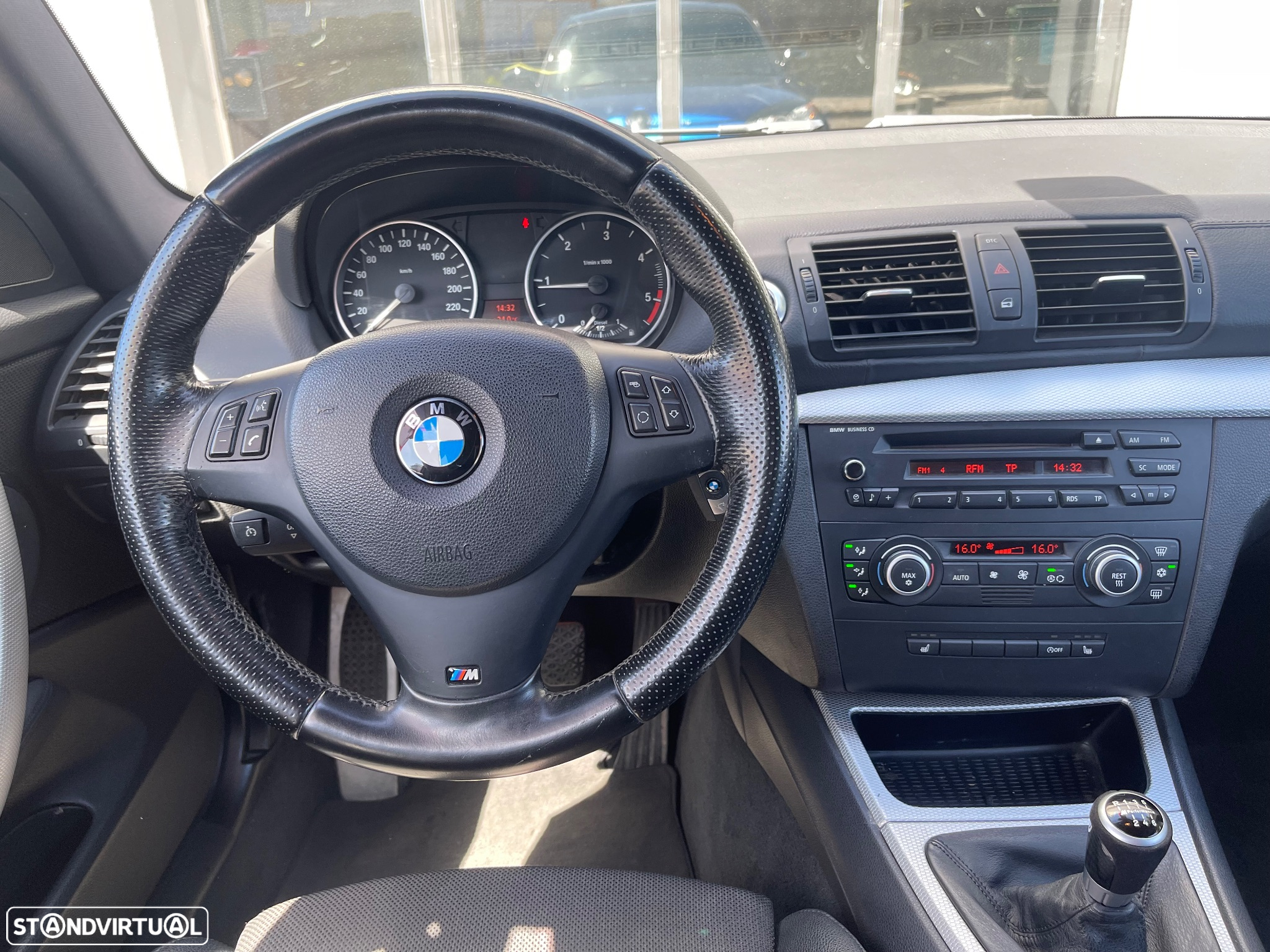 BMW 118 d - 16