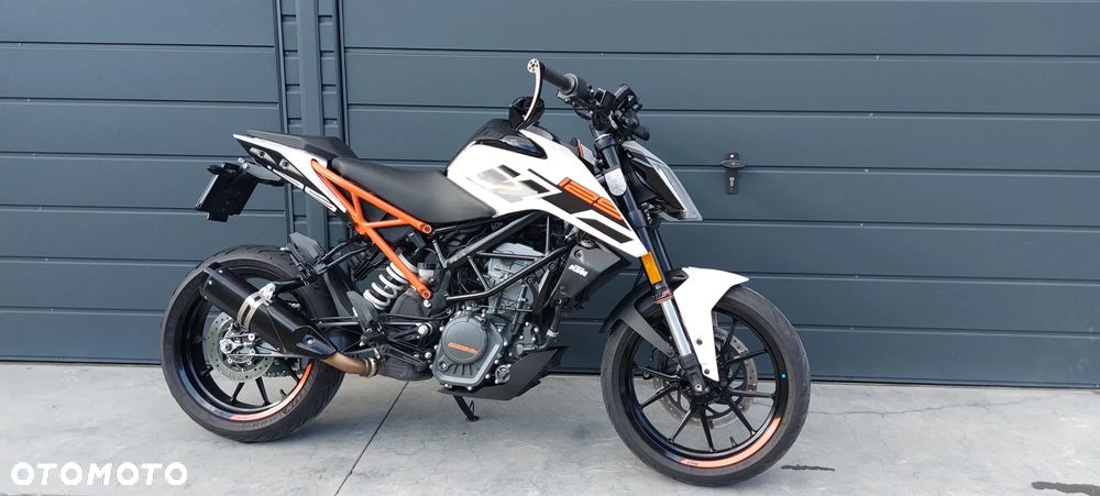 KTM Duke 125 - 35