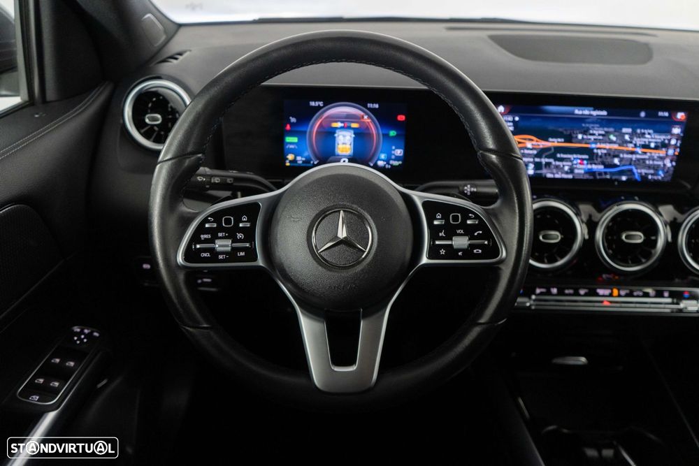 Mercedes-Benz GLA 250 e Progressive - 29