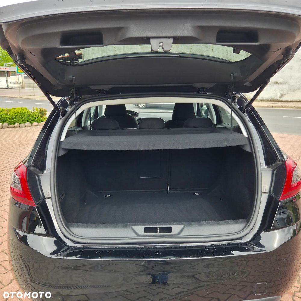 Peugeot 308 - 18