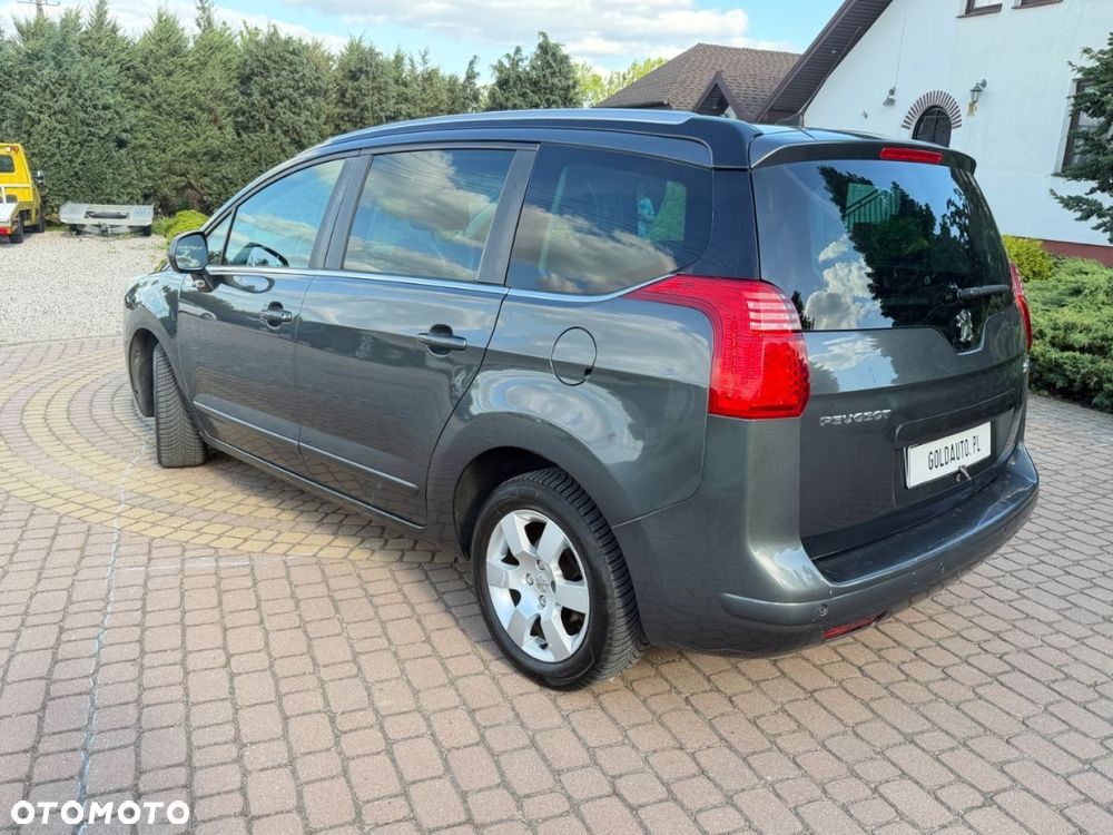 Peugeot 5008 - 19