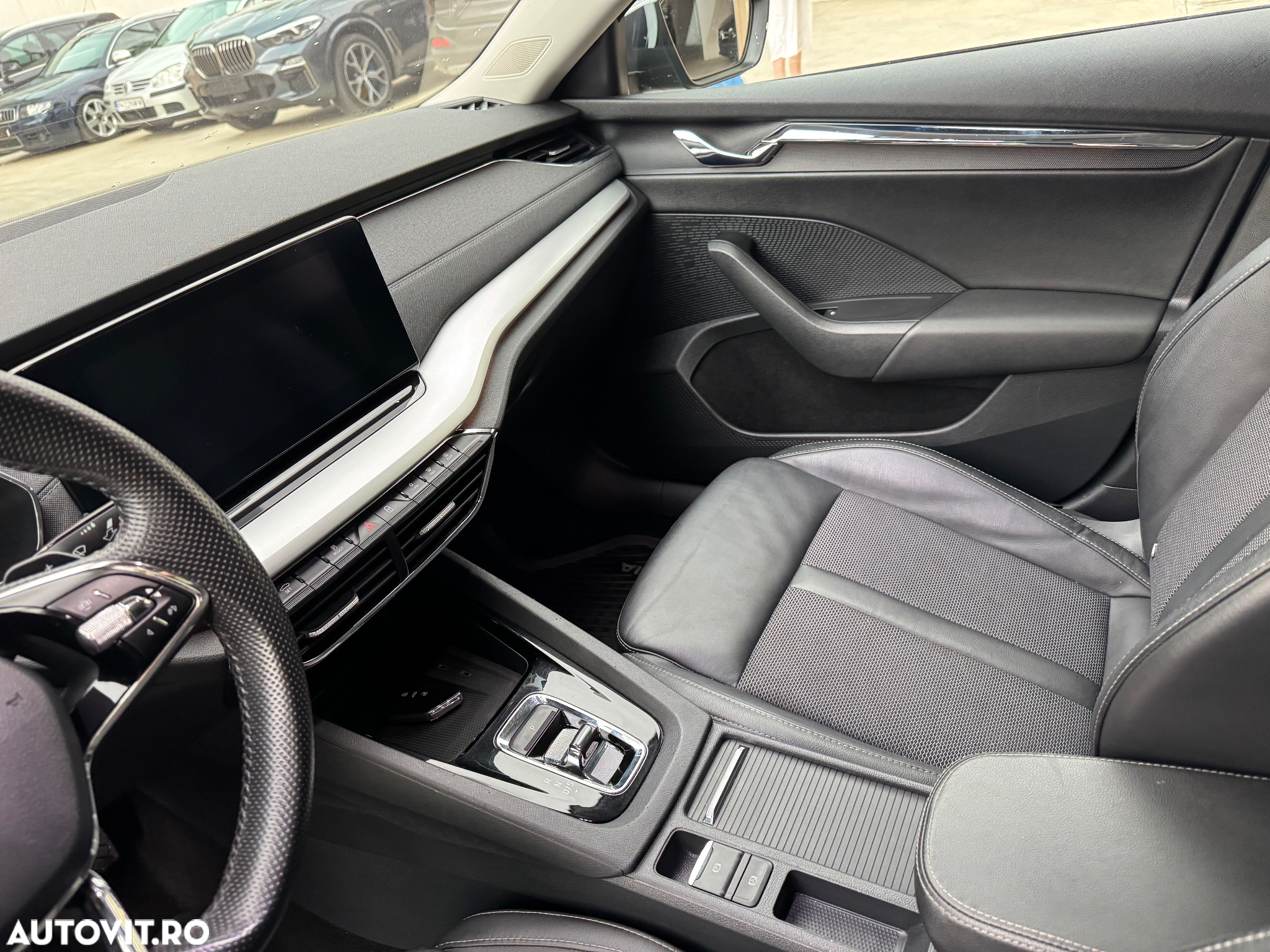 Skoda Octavia 2.0 TDI DSG Style - 13