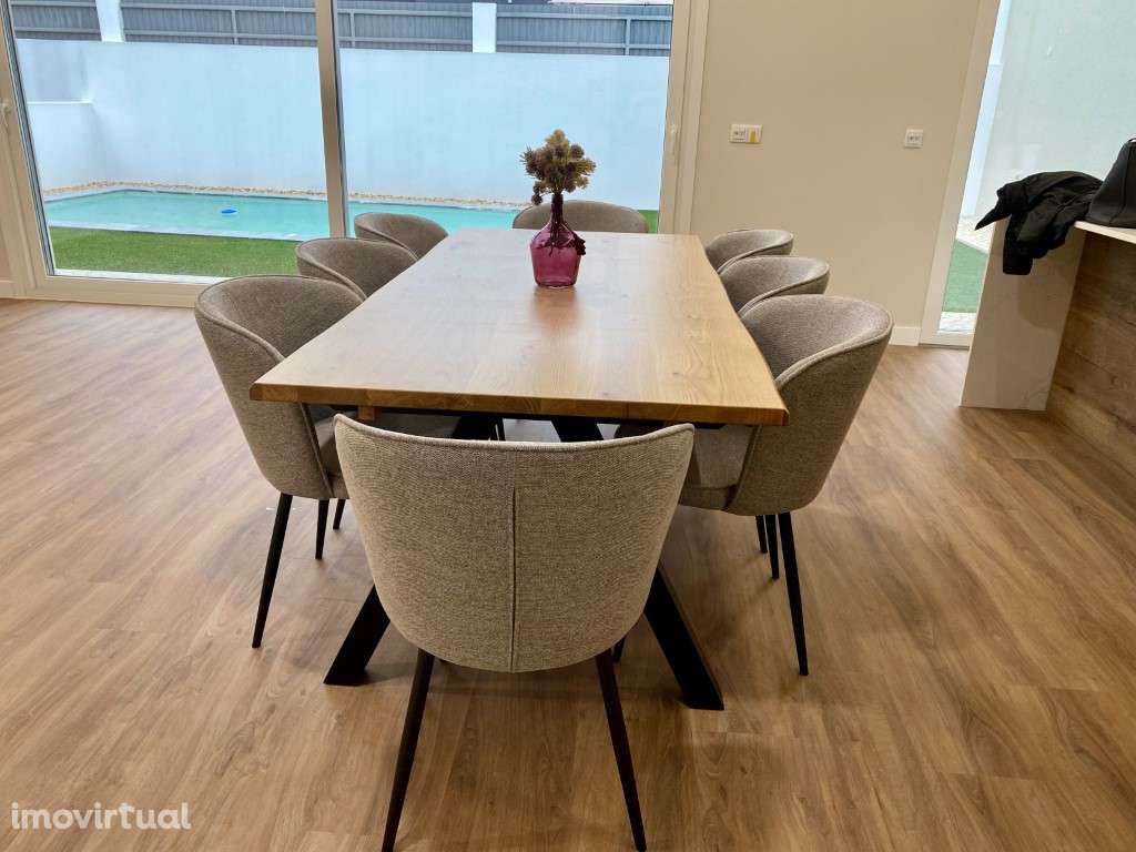 Moradia T4 terrea a Venda em Vila Nogueira de Azeitão - Grande imagem: 2/26