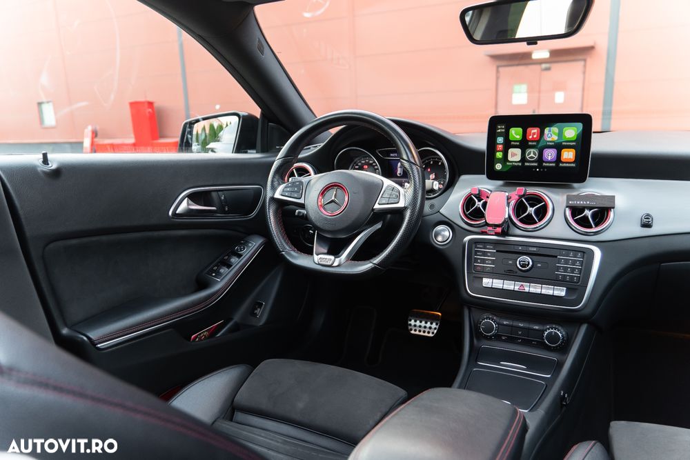 Mercedes-Benz CLA - 12