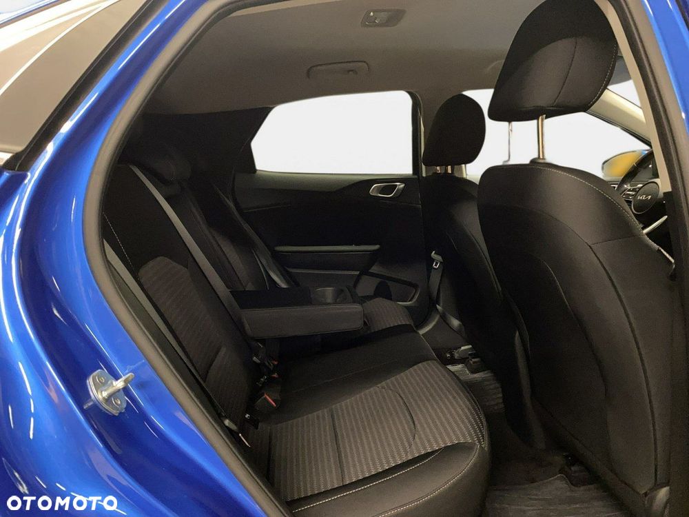 Kia XCeed - 16