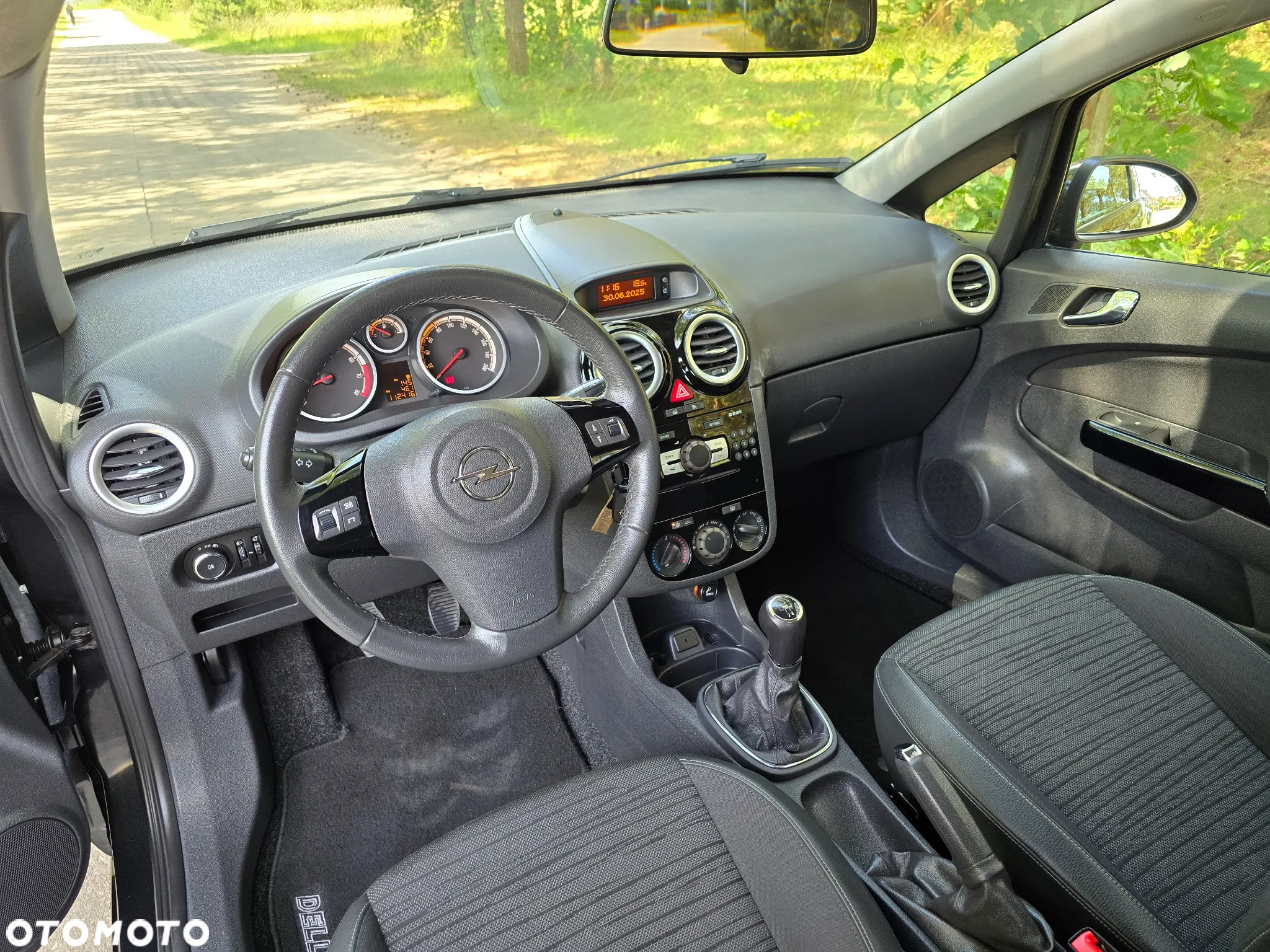 Opel Corsa 1.2 16V Energy - 17
