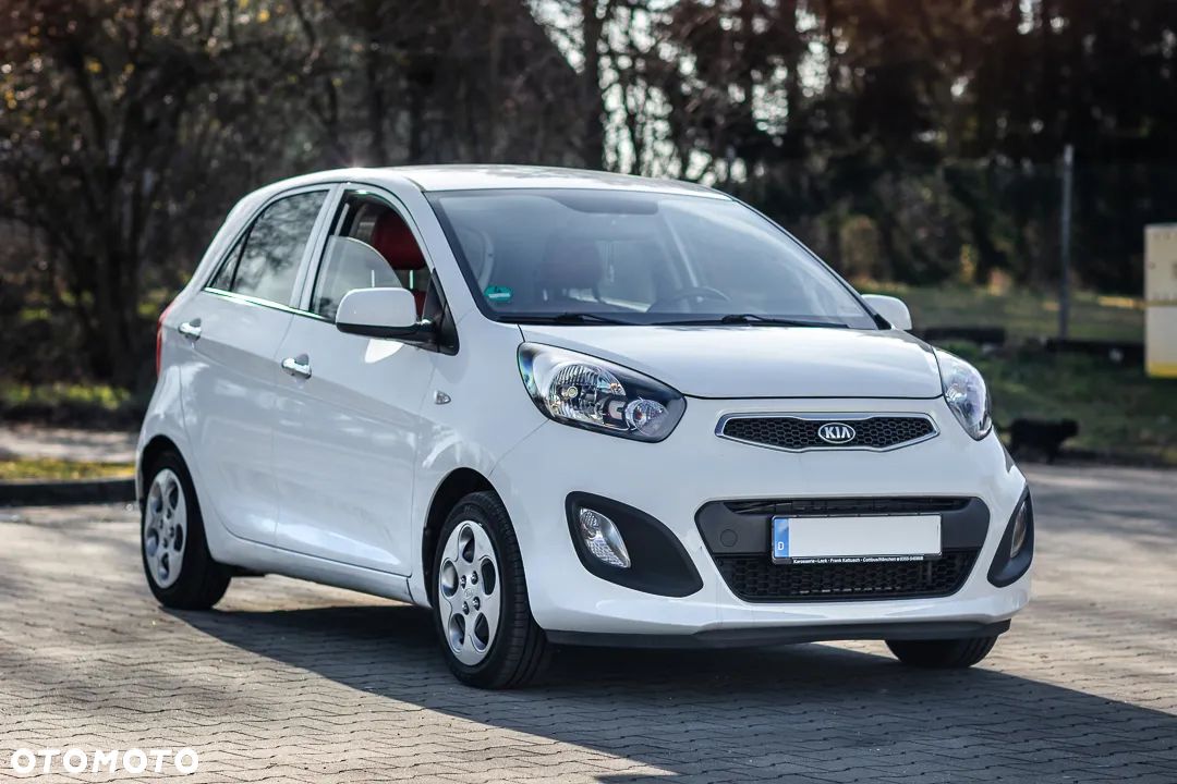 Kia Picanto 1.2 Fifa World Cup Edition - 1