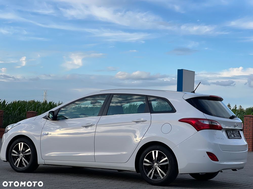 Hyundai i30 1.4 CRDi Base - 4