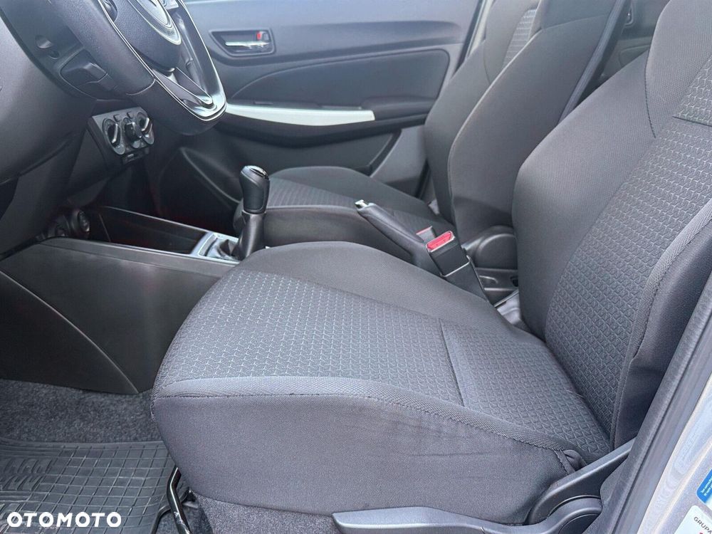 Suzuki Swift - 13