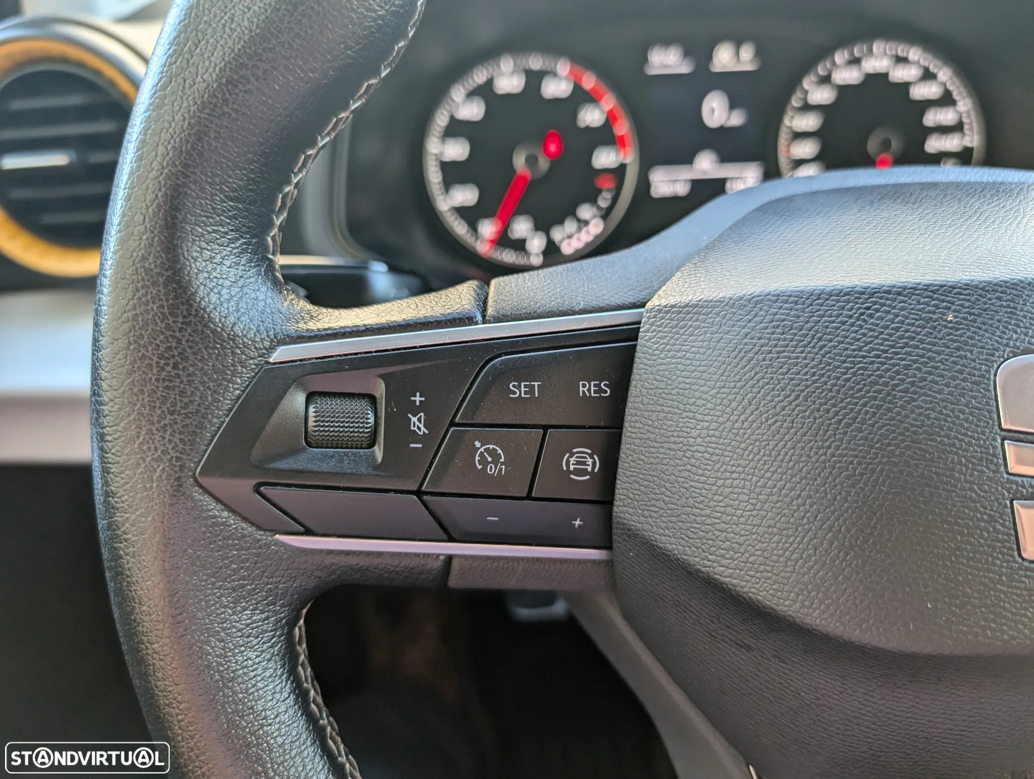 SEAT Arona 1.0 TSI Wave DSG - 18