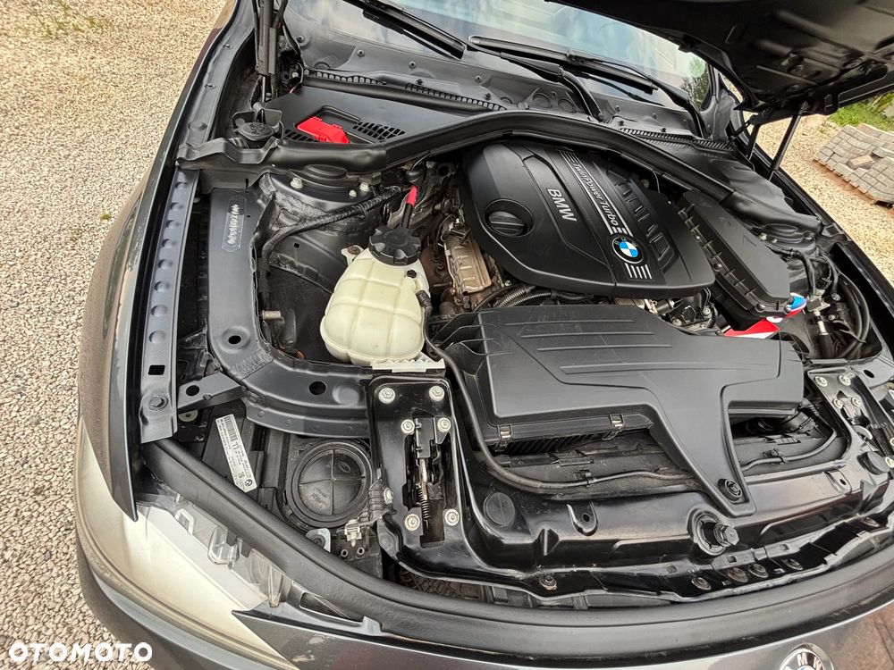 BMW Seria 3 - 26