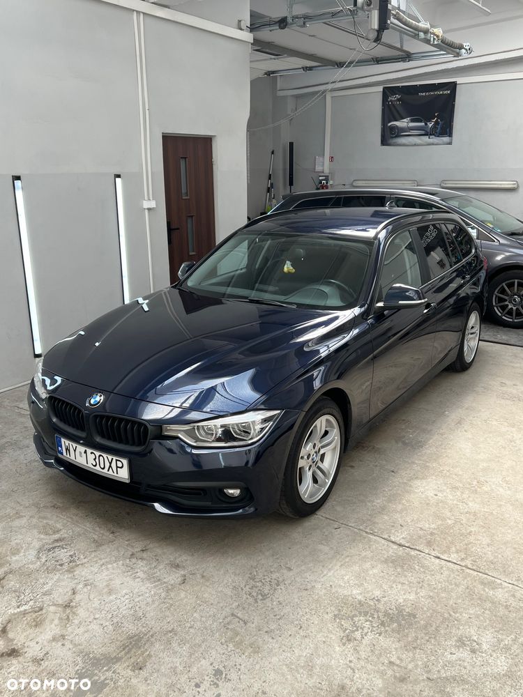 BMW Seria 3 318d xDrive - 1