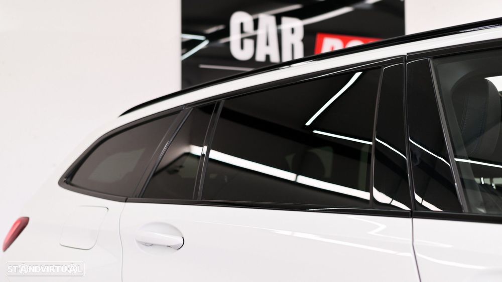 BMW 330 e Aut. M Sport - 19