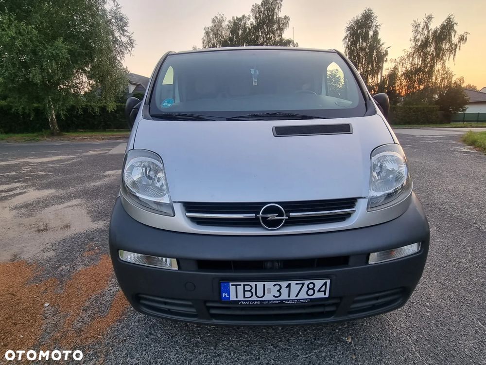 Opel Vivaro L2H1 2.9t - 7