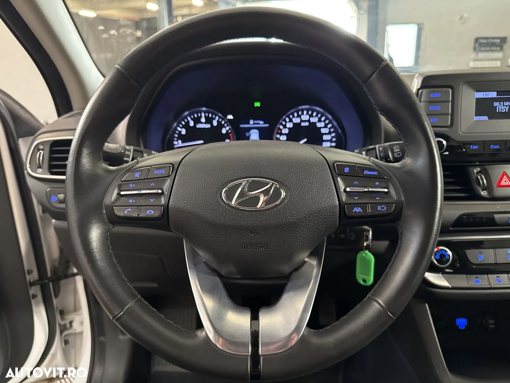 Hyundai i30 - 17