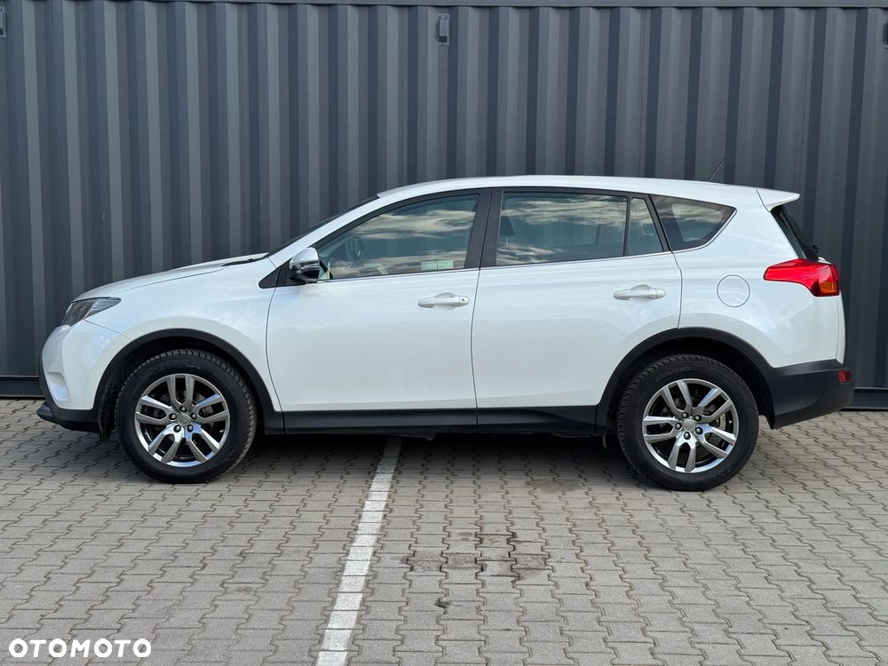 Toyota RAV4 2.0 D-4D Active 4x2 - 6