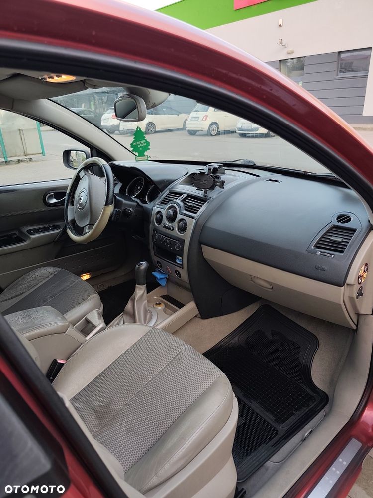 Renault Megane - 8