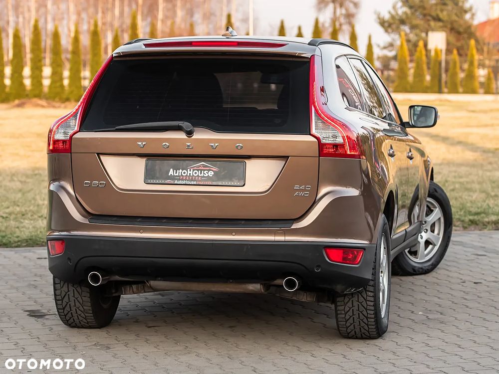 Volvo XC 60 D5 AWD Kinetic - 10