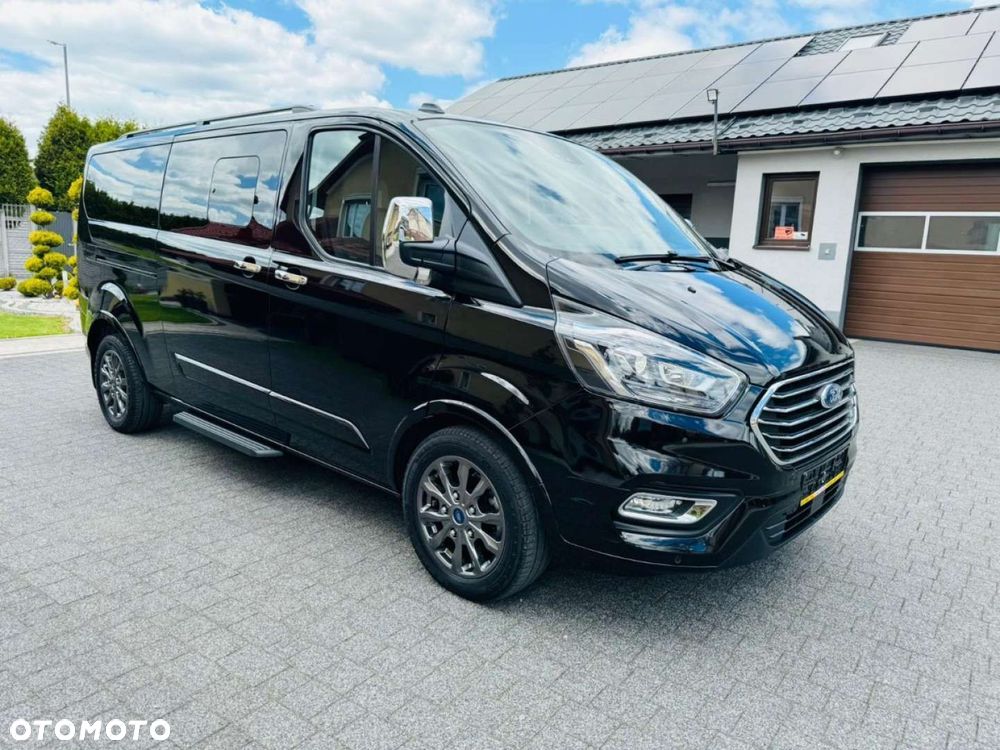 Ford Tourneo Custom - 10