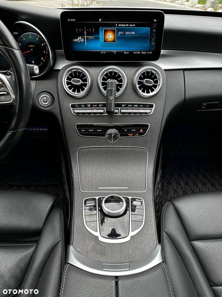 Mercedes-Benz Klasa C 300 9G-TRONIC AMG Line - 6