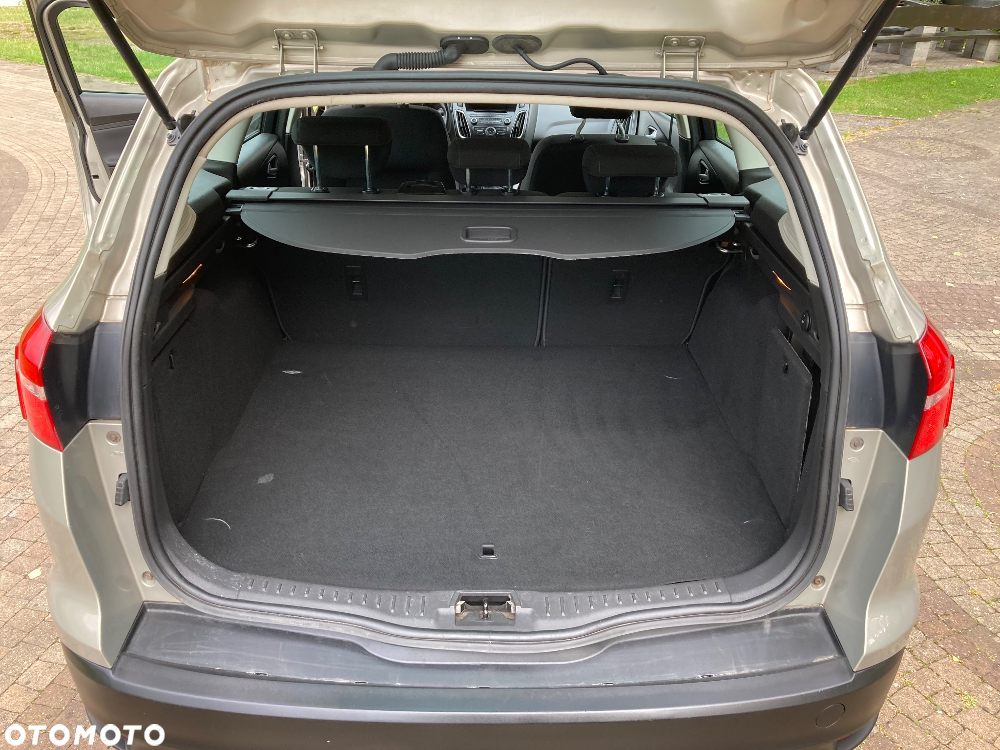 Ford Focus 1.6 Edition - 18