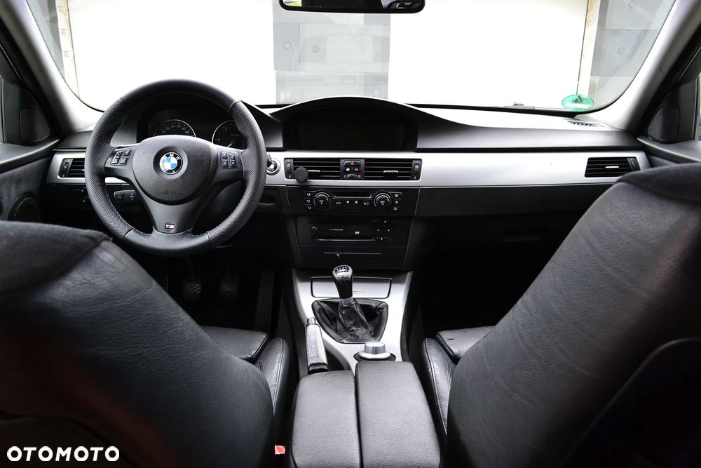BMW Seria 3 320d - 11