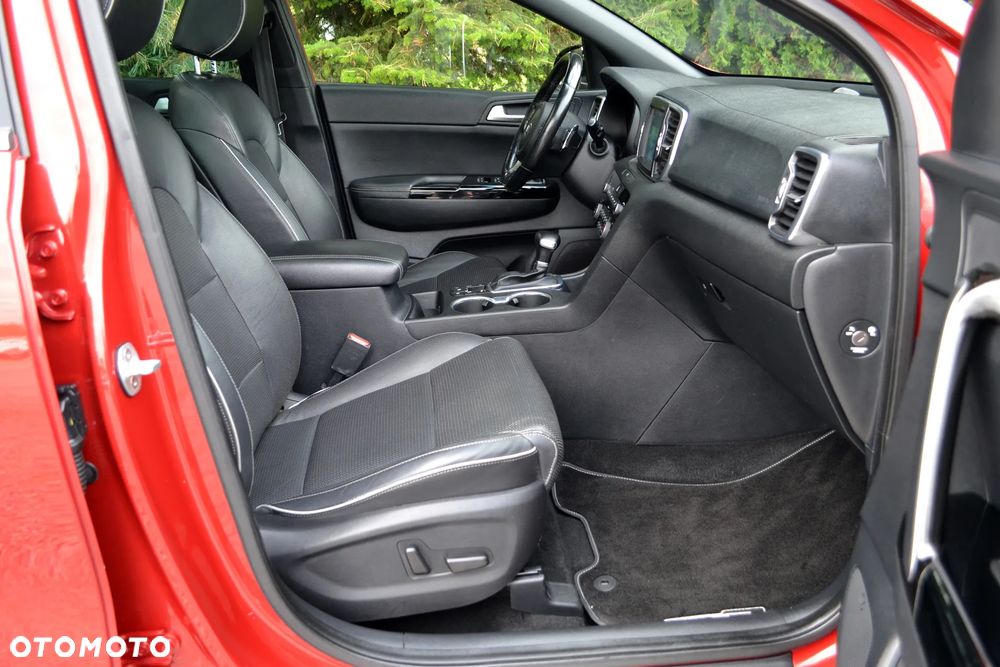 Kia Sportage 2,0 CRDI AWD GT Line - 26