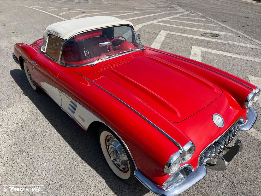 Chevrolet Corvette - 16