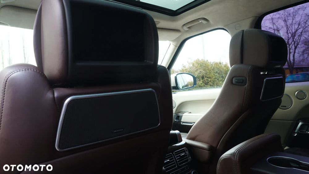 Land Rover Range Rover 4.4SD V8 LWB Vogue - 25