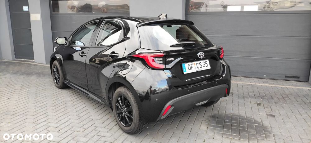 Toyota Yaris 1.5 Comfort CVT - 2