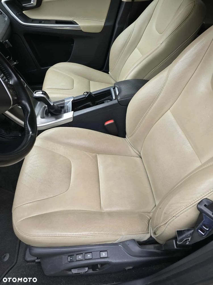 Volvo XC 60 D4 Drive-E Summum - 2